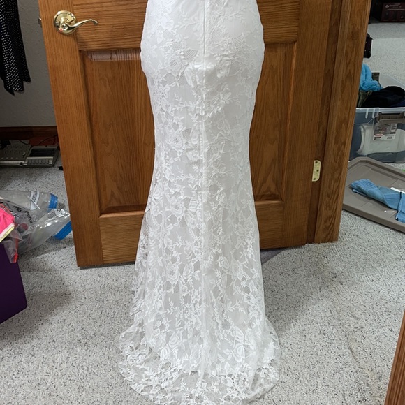 Beautiful mermaid wedding dress size 9/10 - Picture 5 of 11
